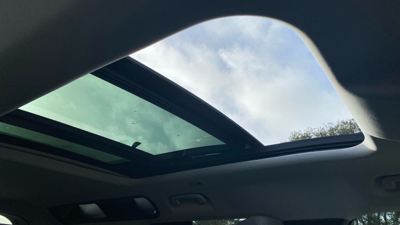 Land Rover Defender 2.0 D240 First Edition 110 5dr Auto Diesel Estate